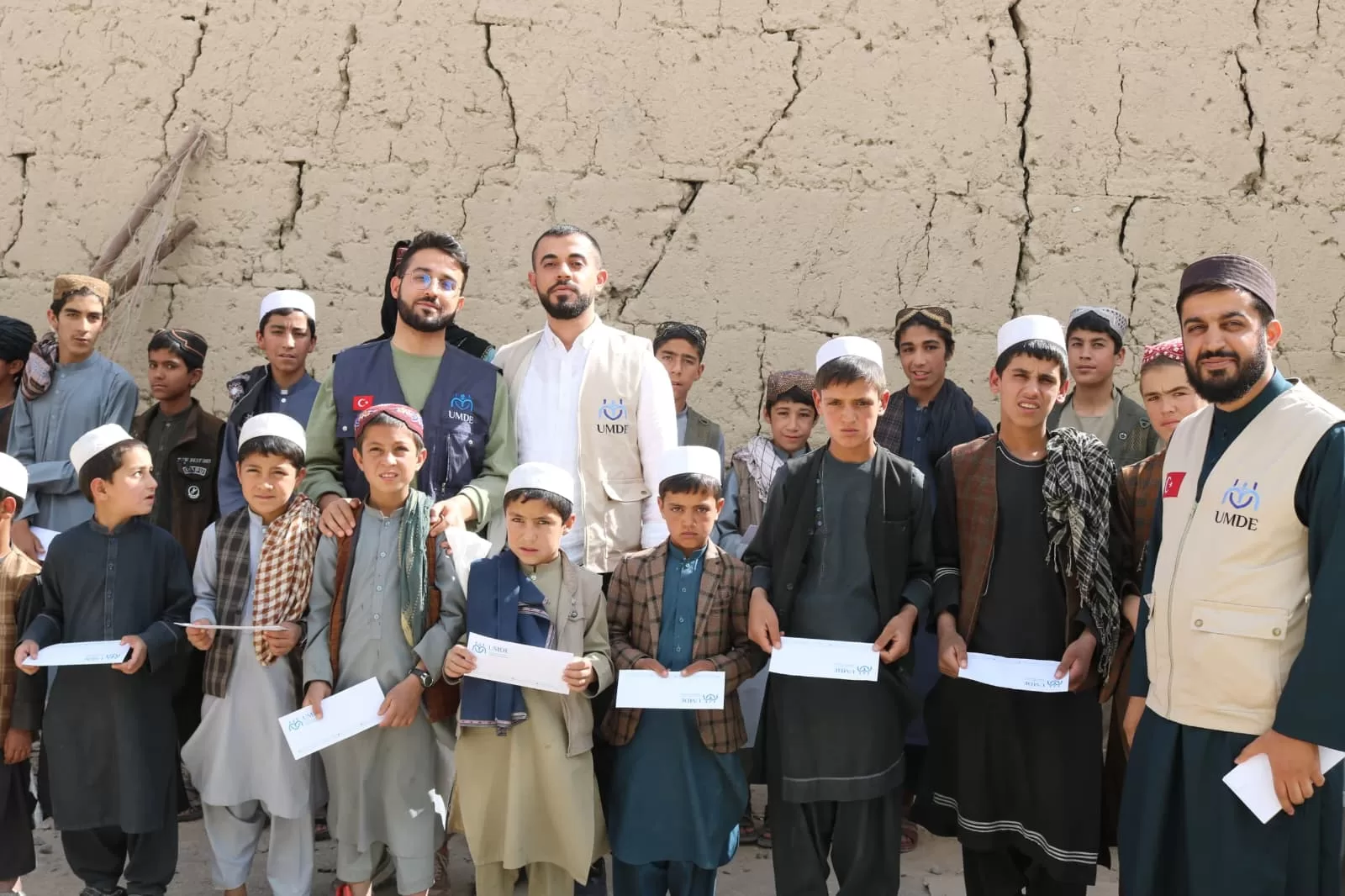 UMDE Zekâtları Yetim Yüreklere Ulaştırdı